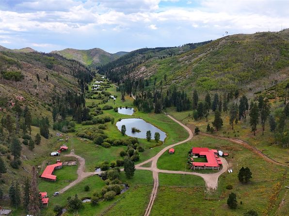 715 Forest Rd #92, Pecos, NM 87552
