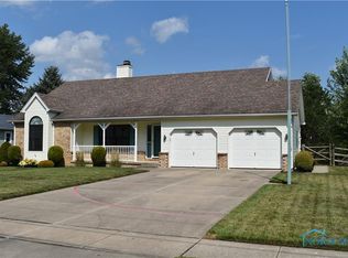 825 Waterville Monclova Rd, Waterville, OH 43566