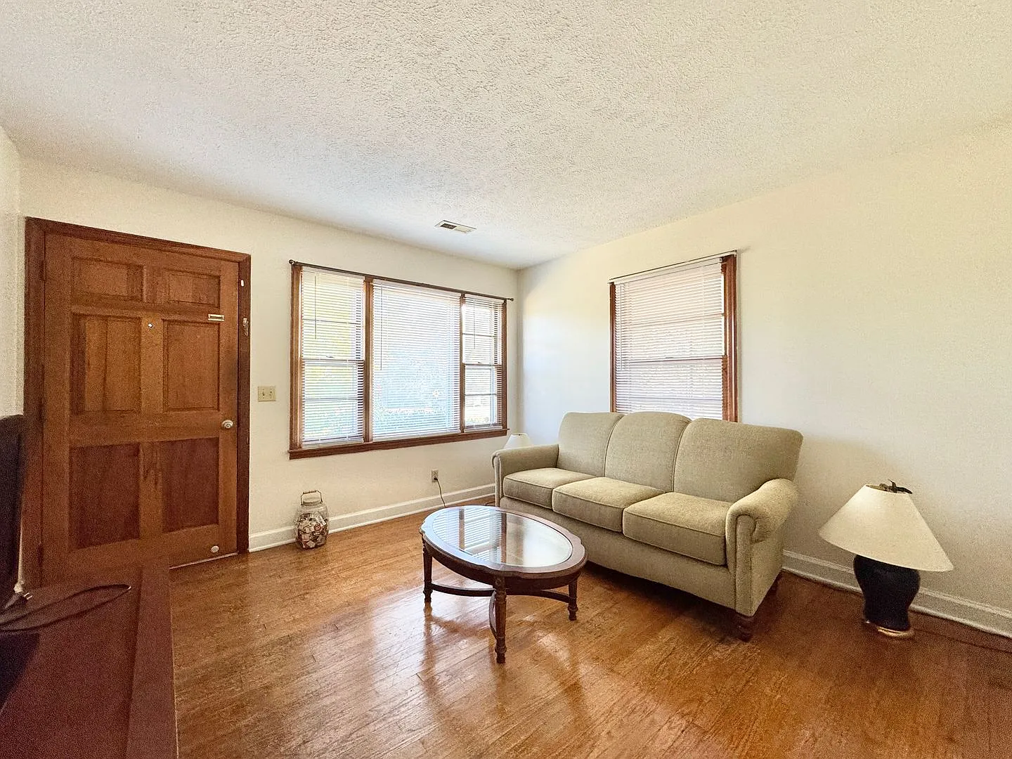 2 Bedroom Stokesdale Home with Fenced Yard Near Carolina Marina — Photo 4