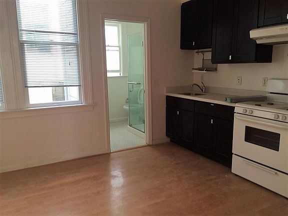 2nd image of 1816 Mason St #A