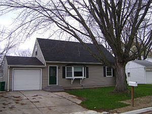 1st image of 1138 Belmont St