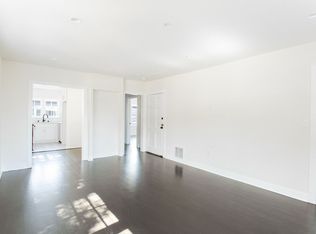 346 N Maple Dr APT 3, Beverly Hills, CA 90210