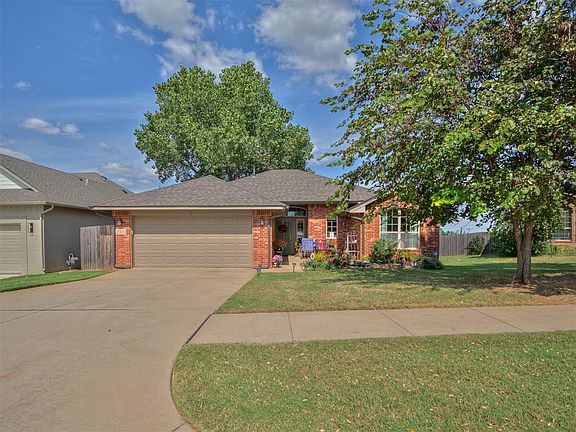 5th image of 2321 Alameda Park Dr
