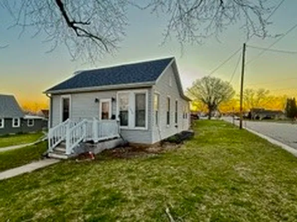 1012 SE 1st St, Marshalltown, IA 50158