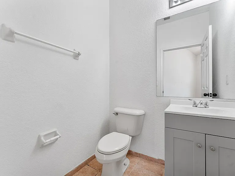 1407 S Santa Catalina Cir — Photo 18