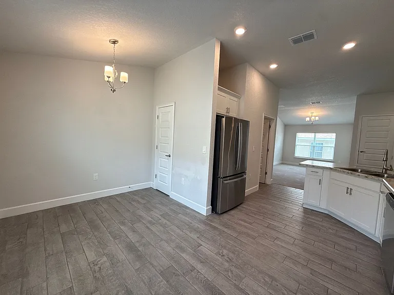 199 NW 45th Loop — Photo 13