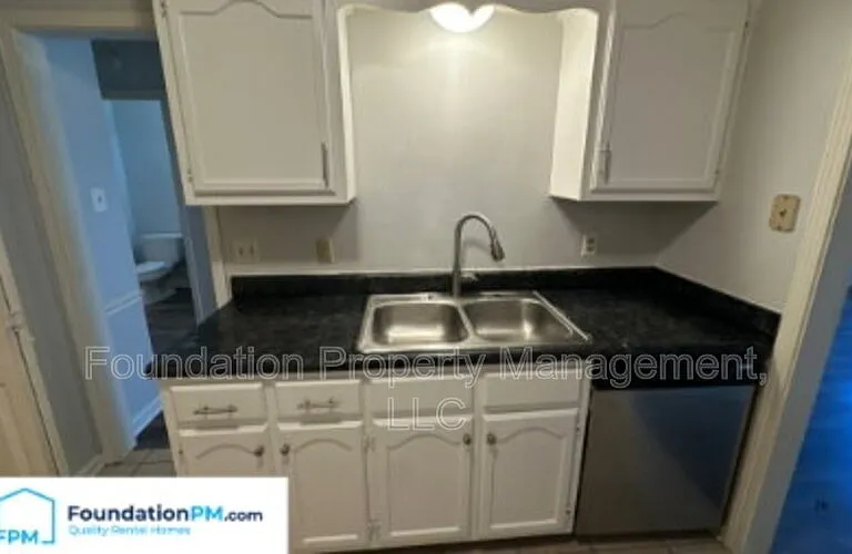 3892 Oak Branch Cir W — Photo 4