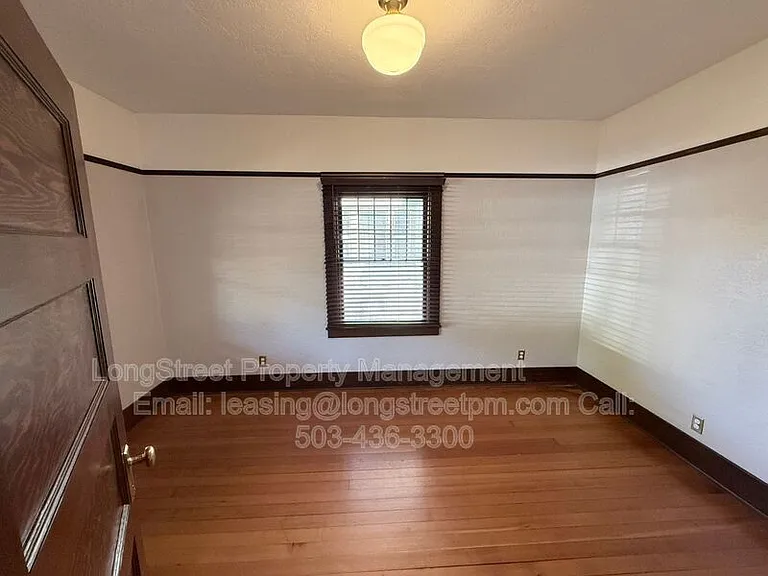 2320 State St — Photo 17