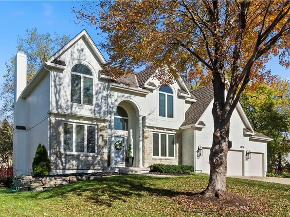 13910 W 158th St, Olathe, KS 66062