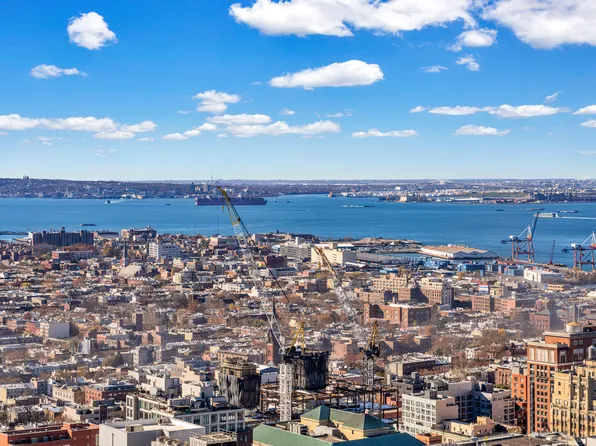 138 Willoughby Street image 12 of 12