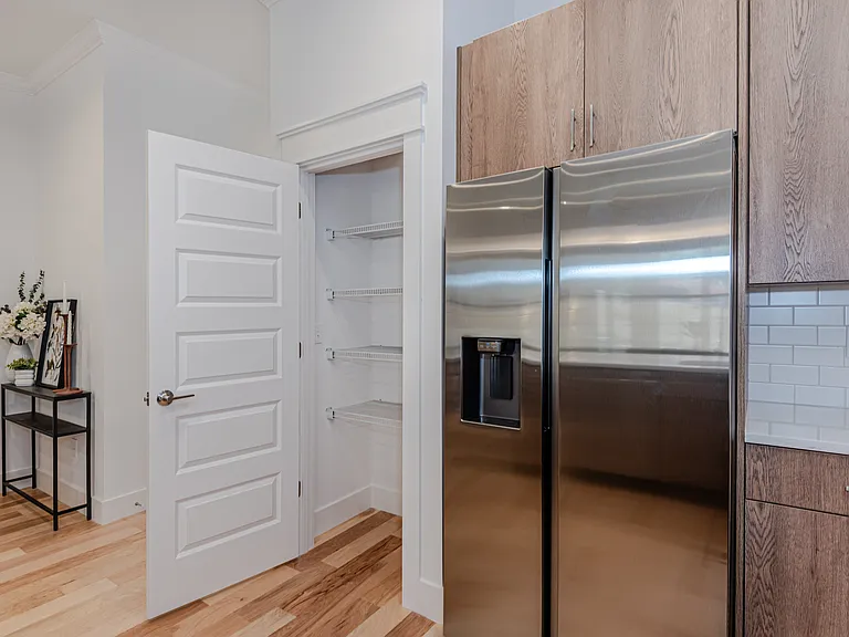 153 Collin Pl — Photo 23