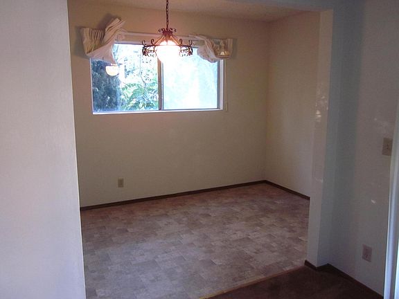 4th image of 1869 Lacassie Ave APT 7