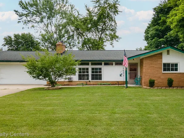 2502 Green Acres Dr, Grand Blanc, MI 48439