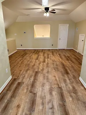 25203 Oak Villa Dr — Photo 29