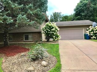 9149 Hemlock Ln N, Maple Grove, MN 55369