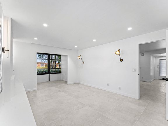 3rd image of 551 Piedmont L