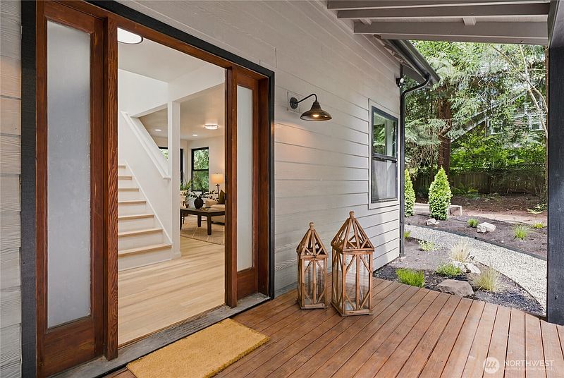 4th image of 14151 Komedal Road NE