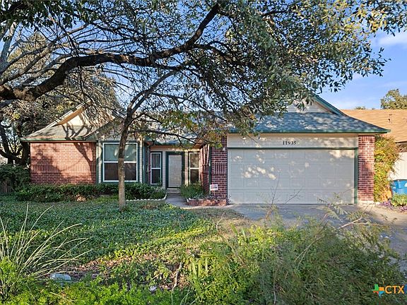 3rd image of 11935 Meadowfire Dr