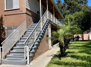 11800 S Figueroa St APT 3, Los Angeles, CA 90061