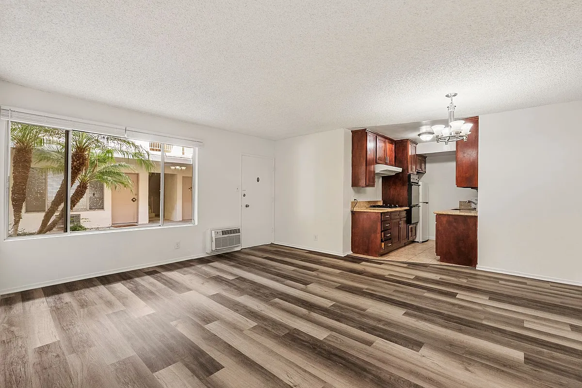 Building Photo - 1041 S Corning St #103
