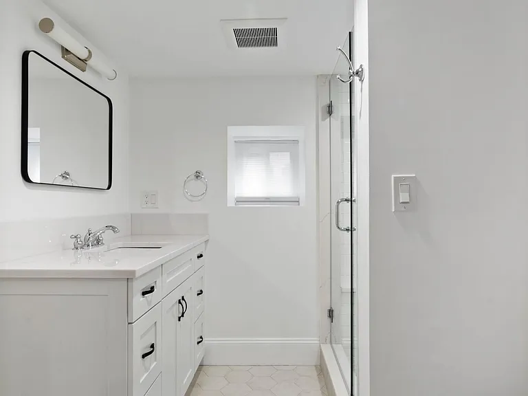 45 Lakeview Ave — Photo 16