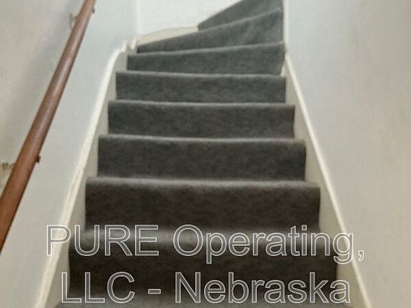 2nd image of 810 E Erie St #1