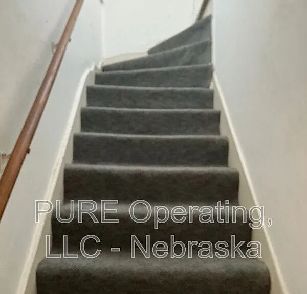 810 E Erie St #1 — Photo 2