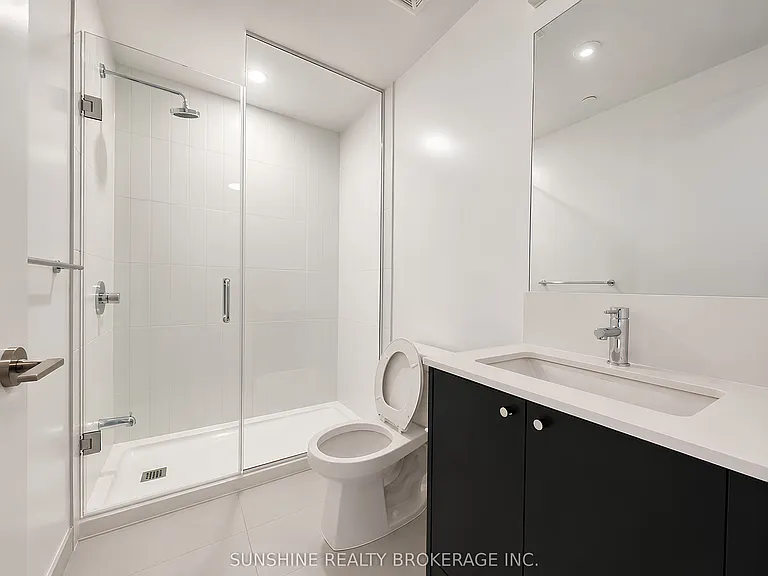 10 Oak St #609 — Photo 9