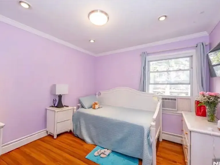 235 Elm Ave #1A — Photo 7