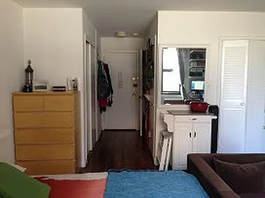 Rented by Eric Goodman Realty Corp | media 12