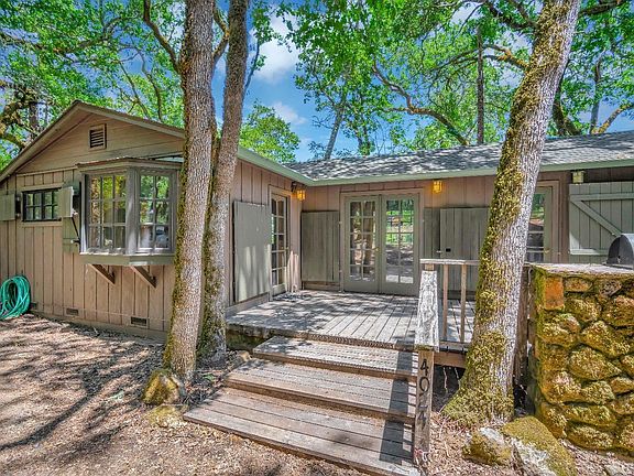 3rd image of 4024 Mount Veeder Road