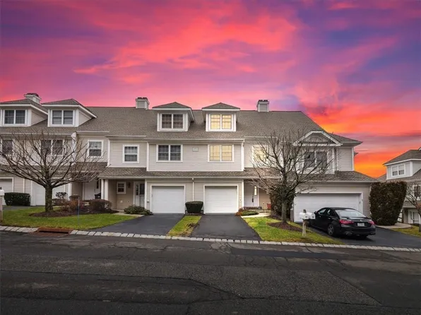 41 Crystal Hill Drive, Pomona, NY 10970