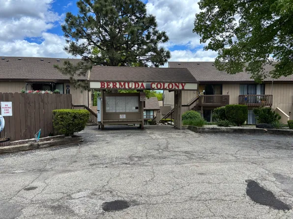 36 Bermuda Colony APT 5, Fox Lake, IL 60020
