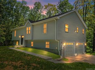 850 Upper Maple St, Killingly, CT 06241