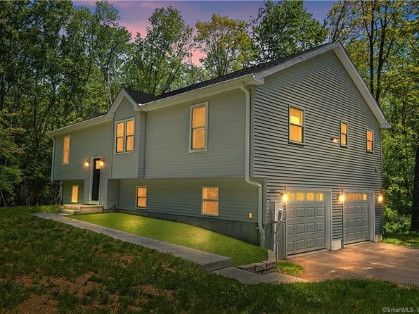 850 Upper Maple Street, Killingly, CT 06241