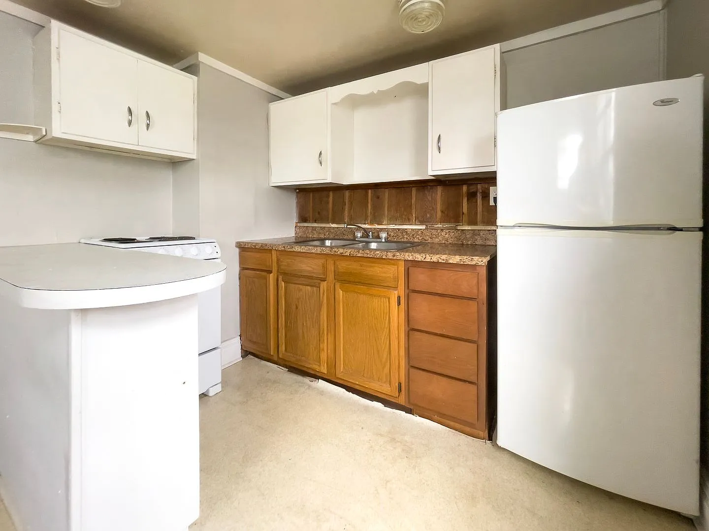 830 W North St. (Whim & Proper, LLC) — Photo 4