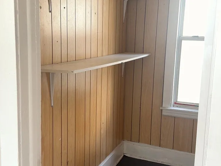 3218 S 49th Ave #1 — Photo 5