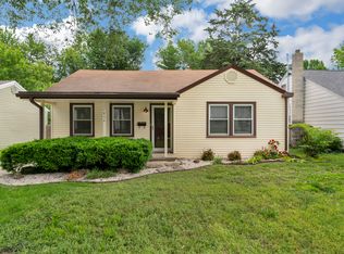 1854 S Maryland Ave, Springfield, MO 65807