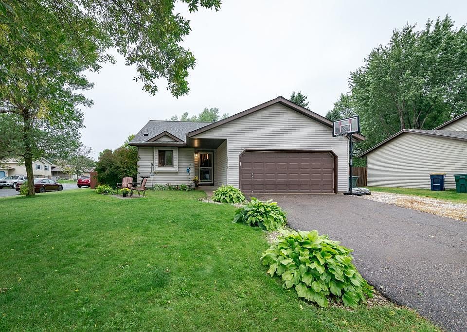 1st image of 18139 Echo Dr