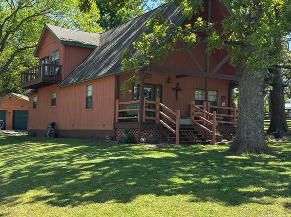 1501 S Wood St, Galena, KS 66739