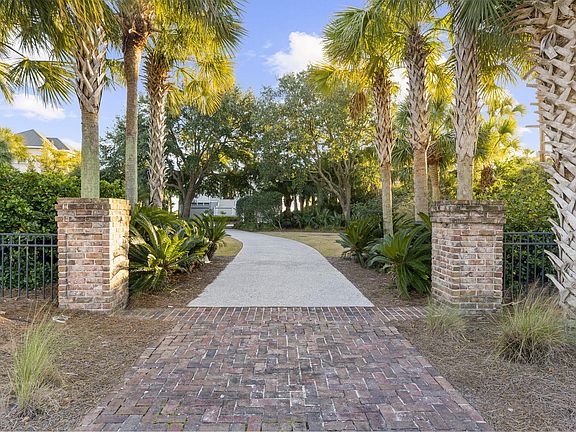 3rd image of 116 Ocean Blvd