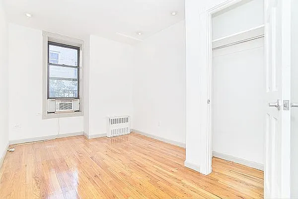 Rented by Living New York | media 12