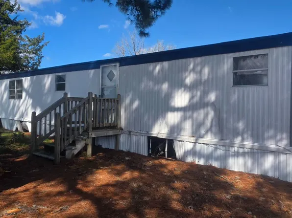 31175 Thomas St #34, Franklin, VA 23851