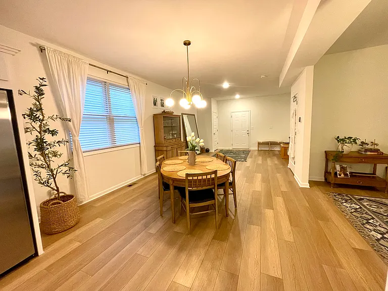 2845 Macpherson Ave #A — Photo 24