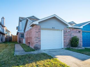 512 Birdsong Dr, League City, TX 77573