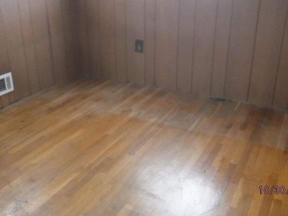 5th image of 119 Fairway Dr