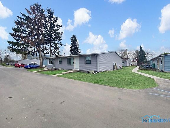 3rd image of 995 S Main St
