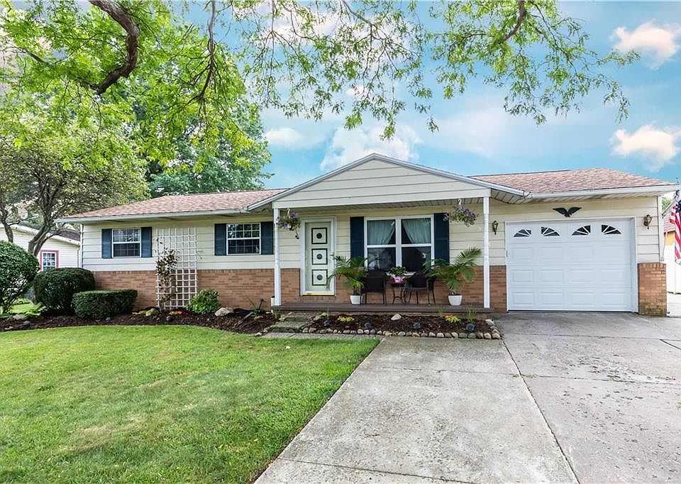 1st image of 9161 Applewood Ct