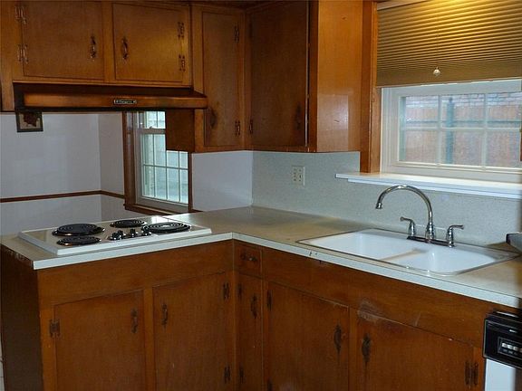 5th image of 314 Viceroy Dr