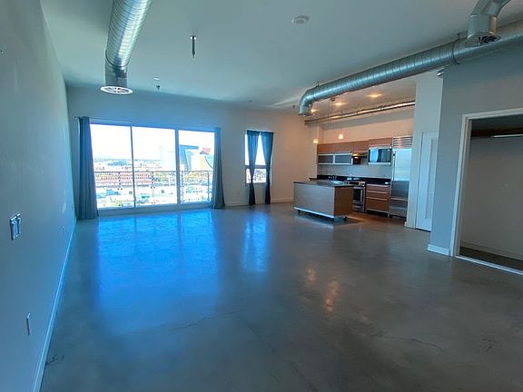 2nd image of 200 Hoover Ave Unit 1001